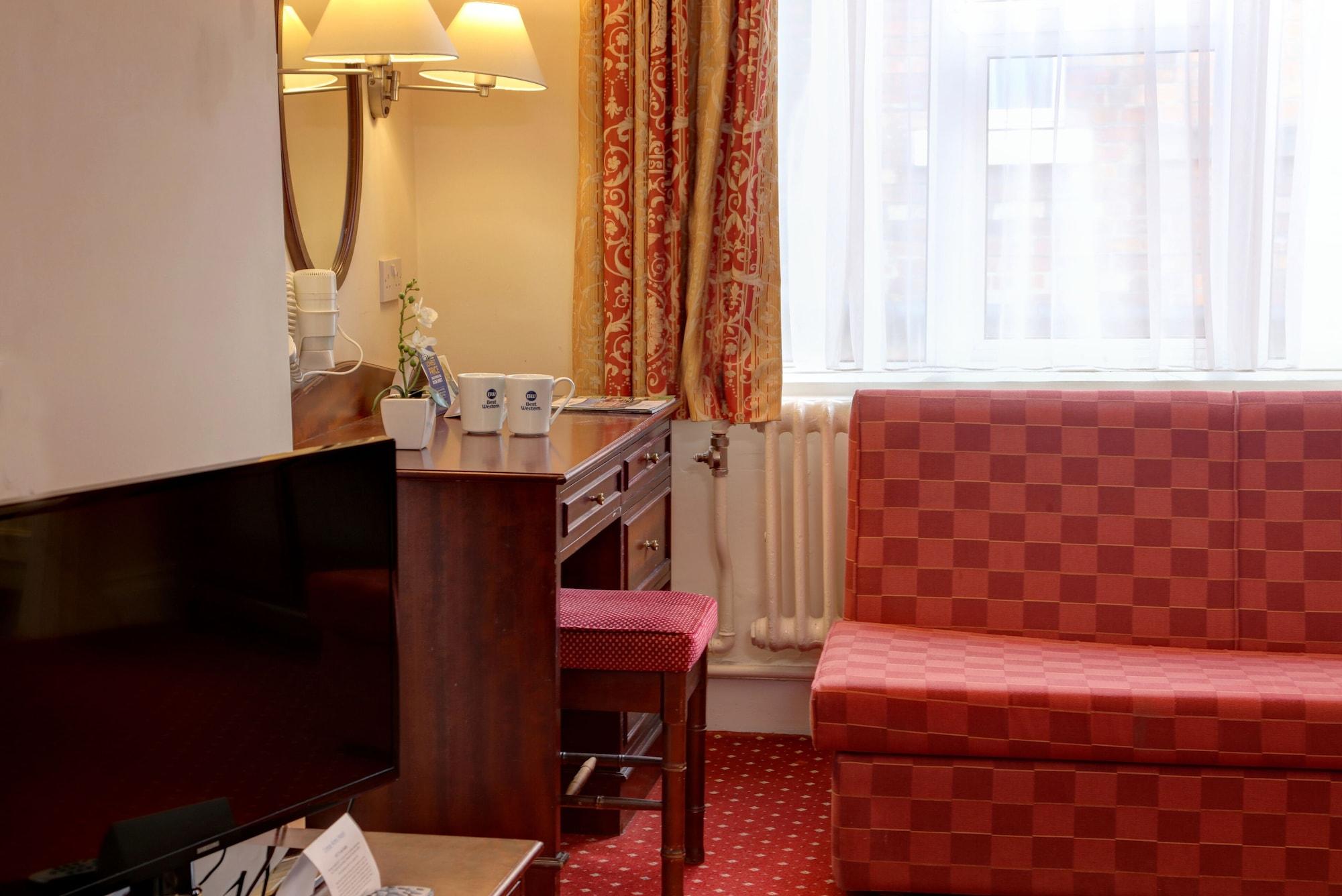 Crewe Arms Hotel Bagian luar foto