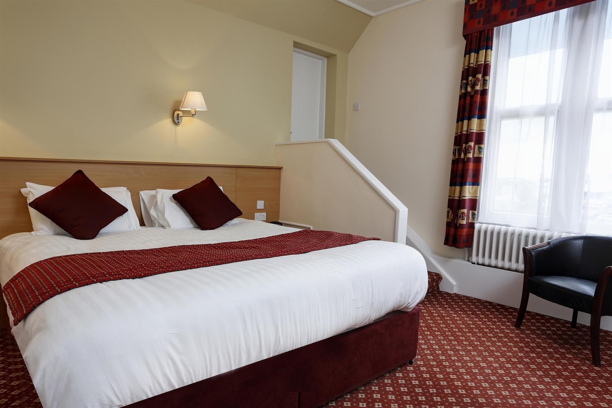 Crewe Arms Hotel Bagian luar foto