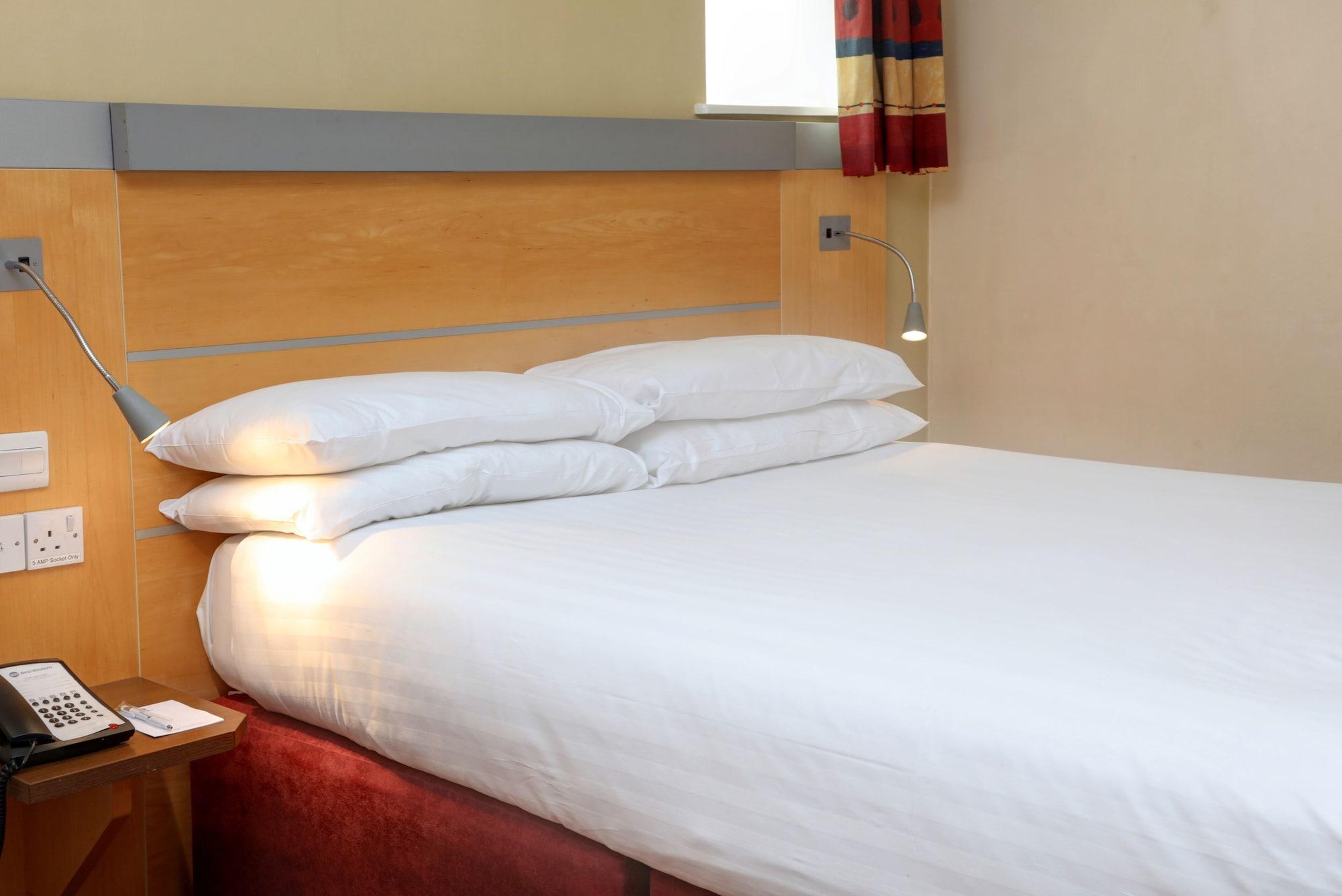 Crewe Arms Hotel Bagian luar foto