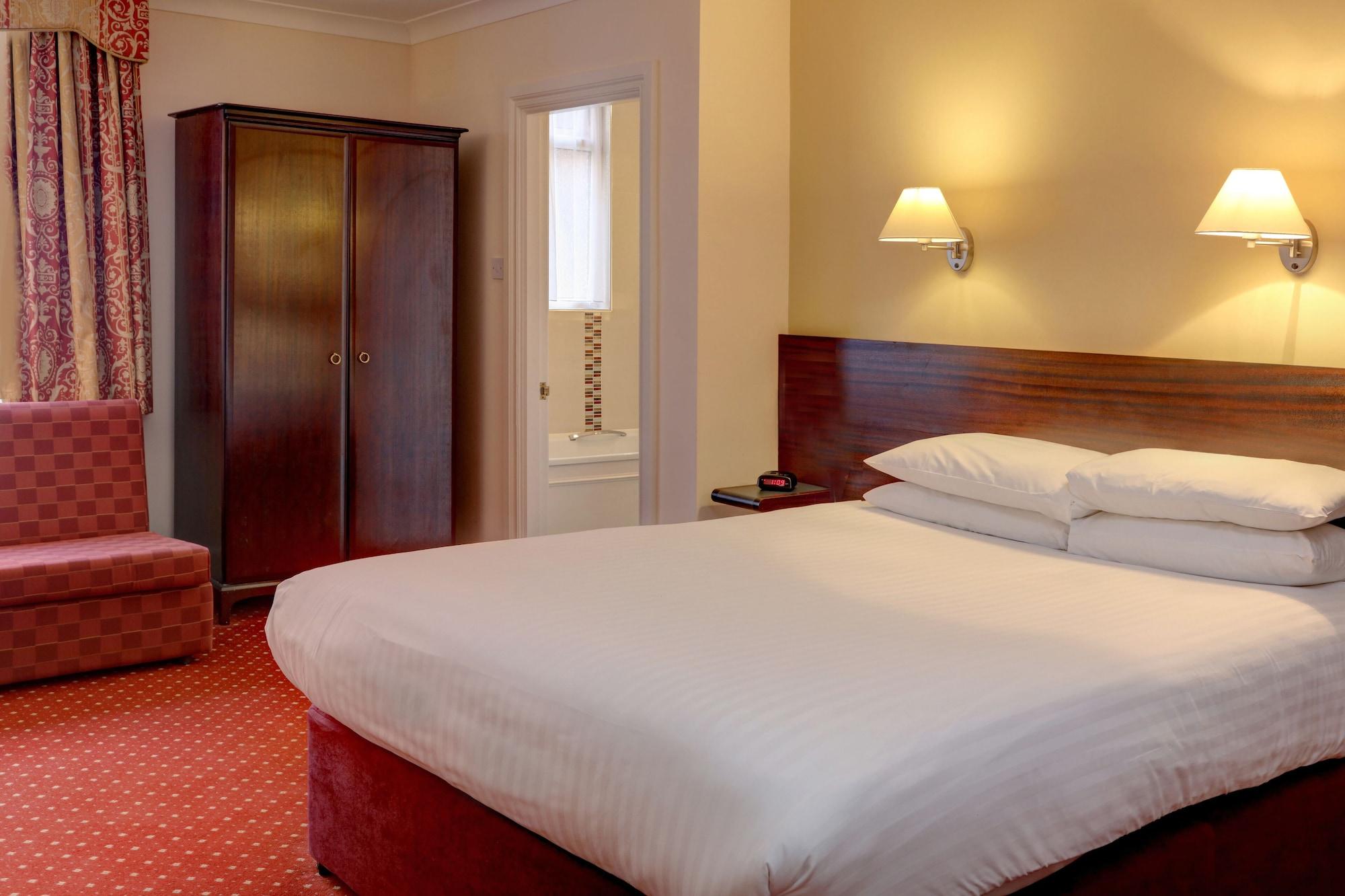 Crewe Arms Hotel Bagian luar foto