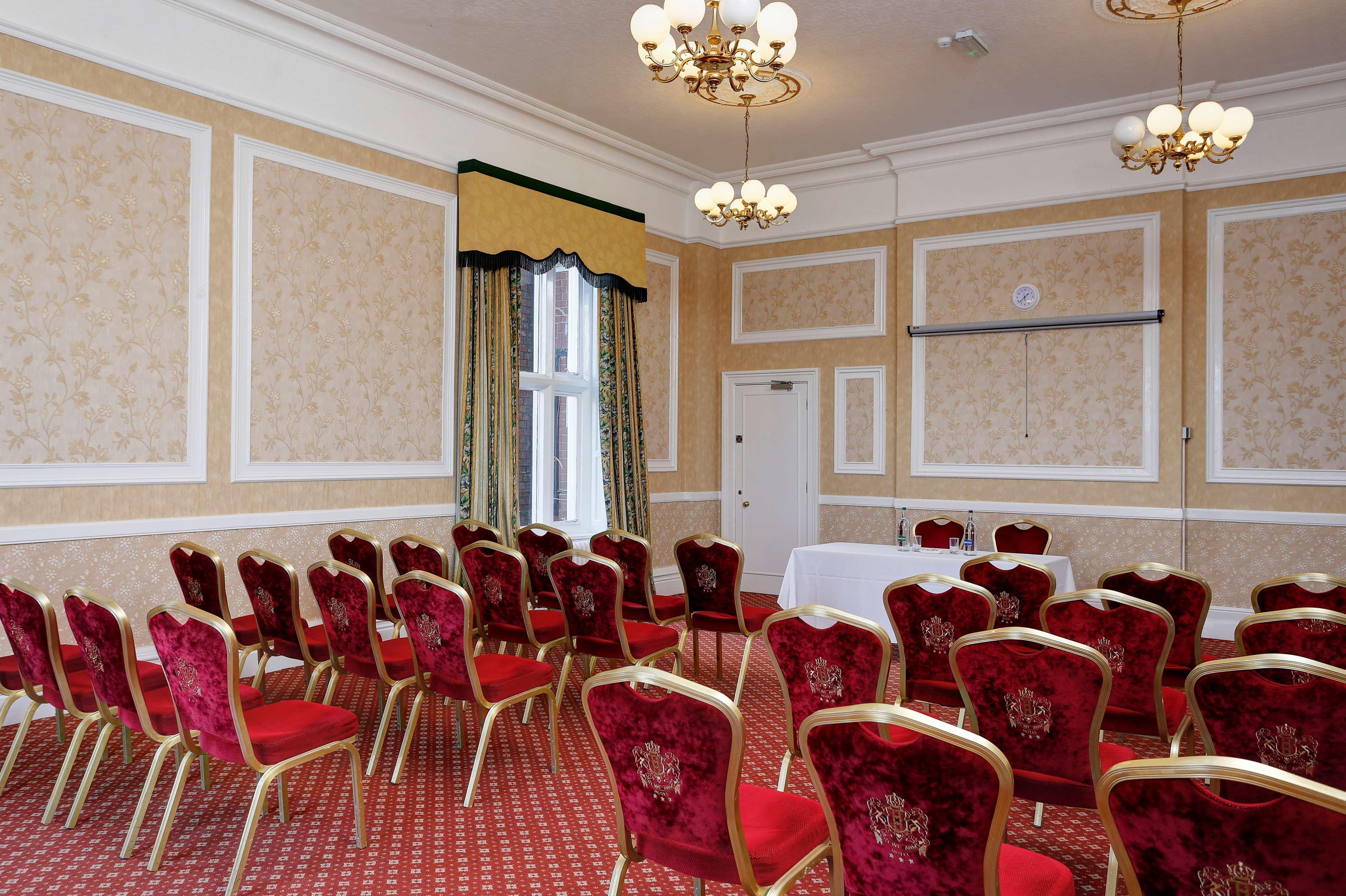 Crewe Arms Hotel Bagian luar foto