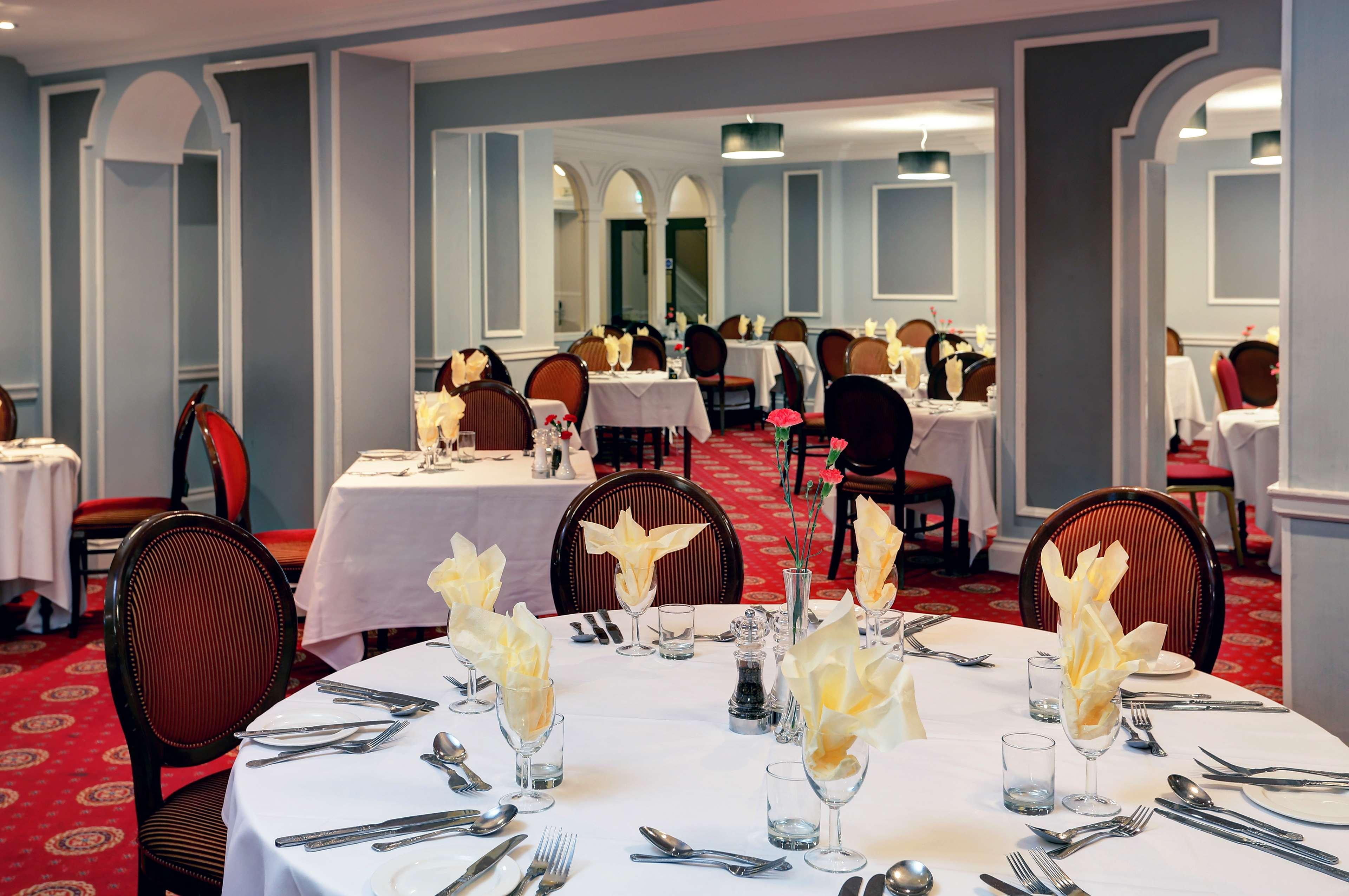 Crewe Arms Hotel Bagian luar foto