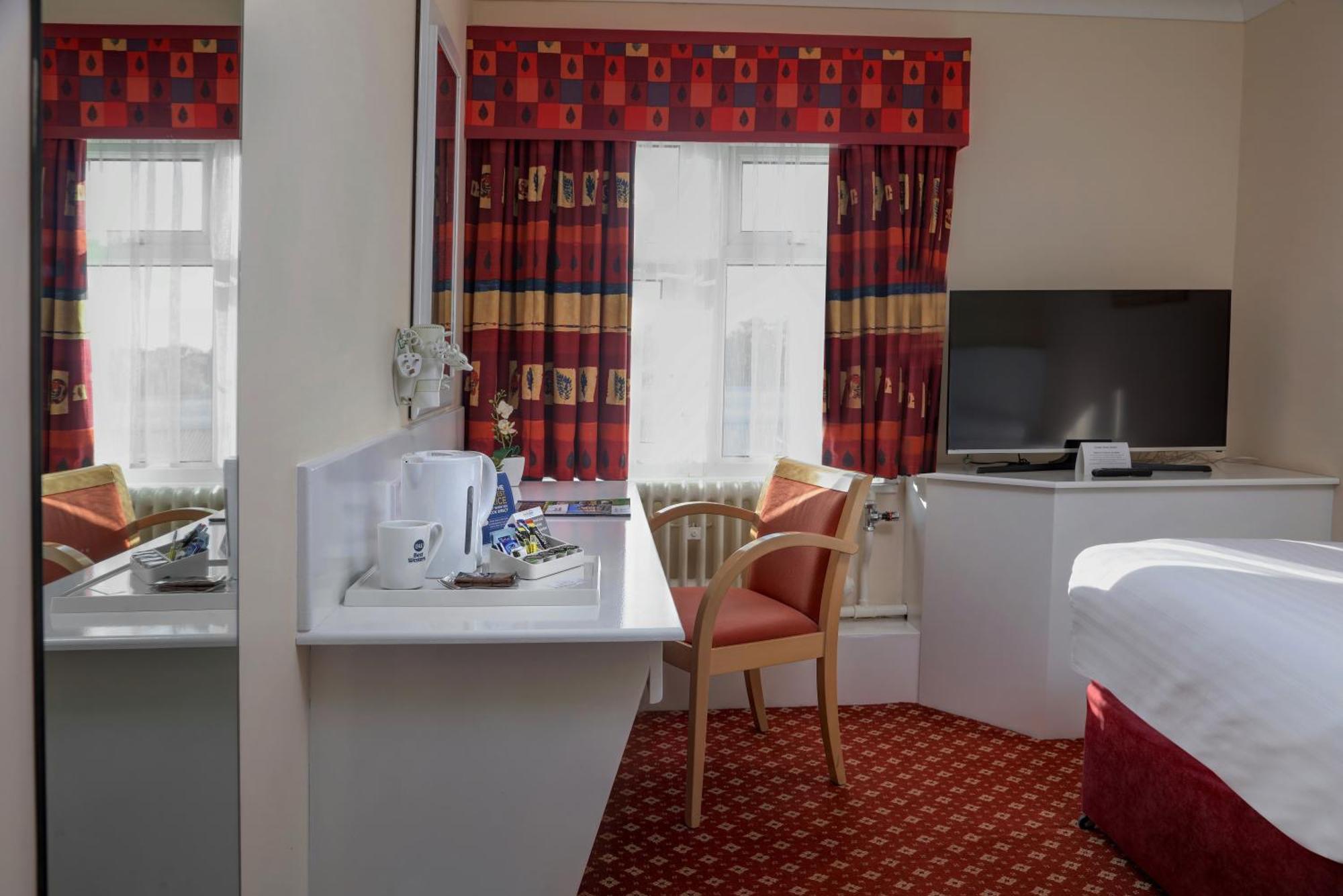 Crewe Arms Hotel Bagian luar foto
