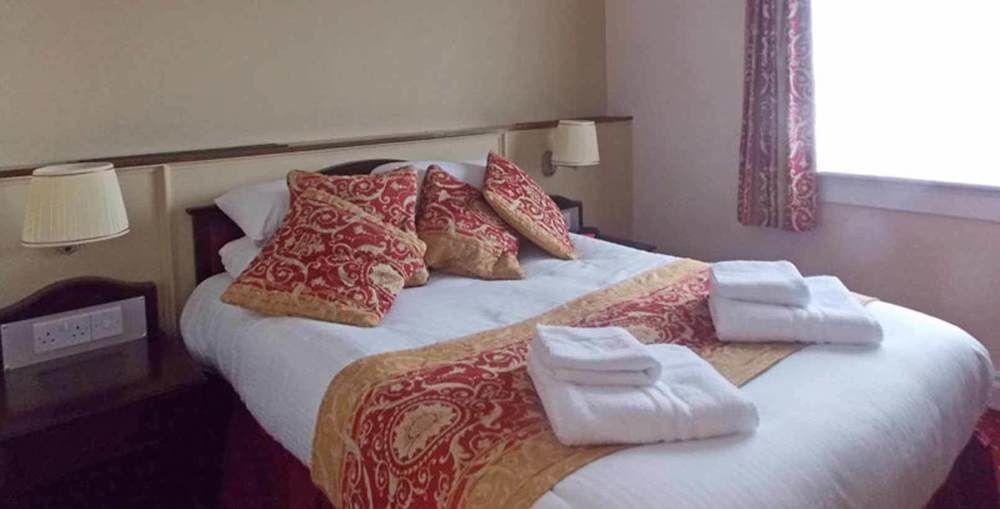 Crewe Arms Hotel Bagian luar foto